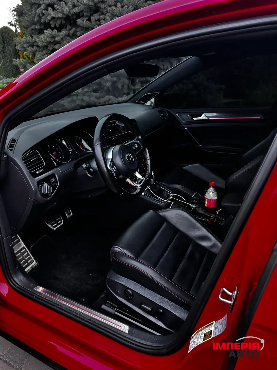 Volkswagen Golf GTI - фото 8