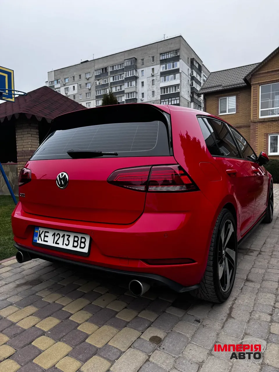 Volkswagen Golf GTI - фото 6
