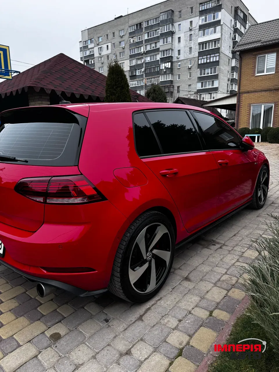 Volkswagen Golf GTI - фото 5