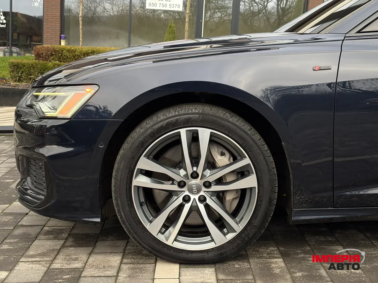 Audi A6 - фото 7