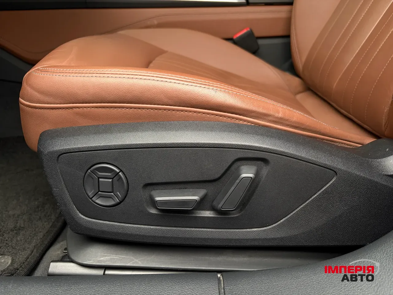 Audi A6 - фото 42