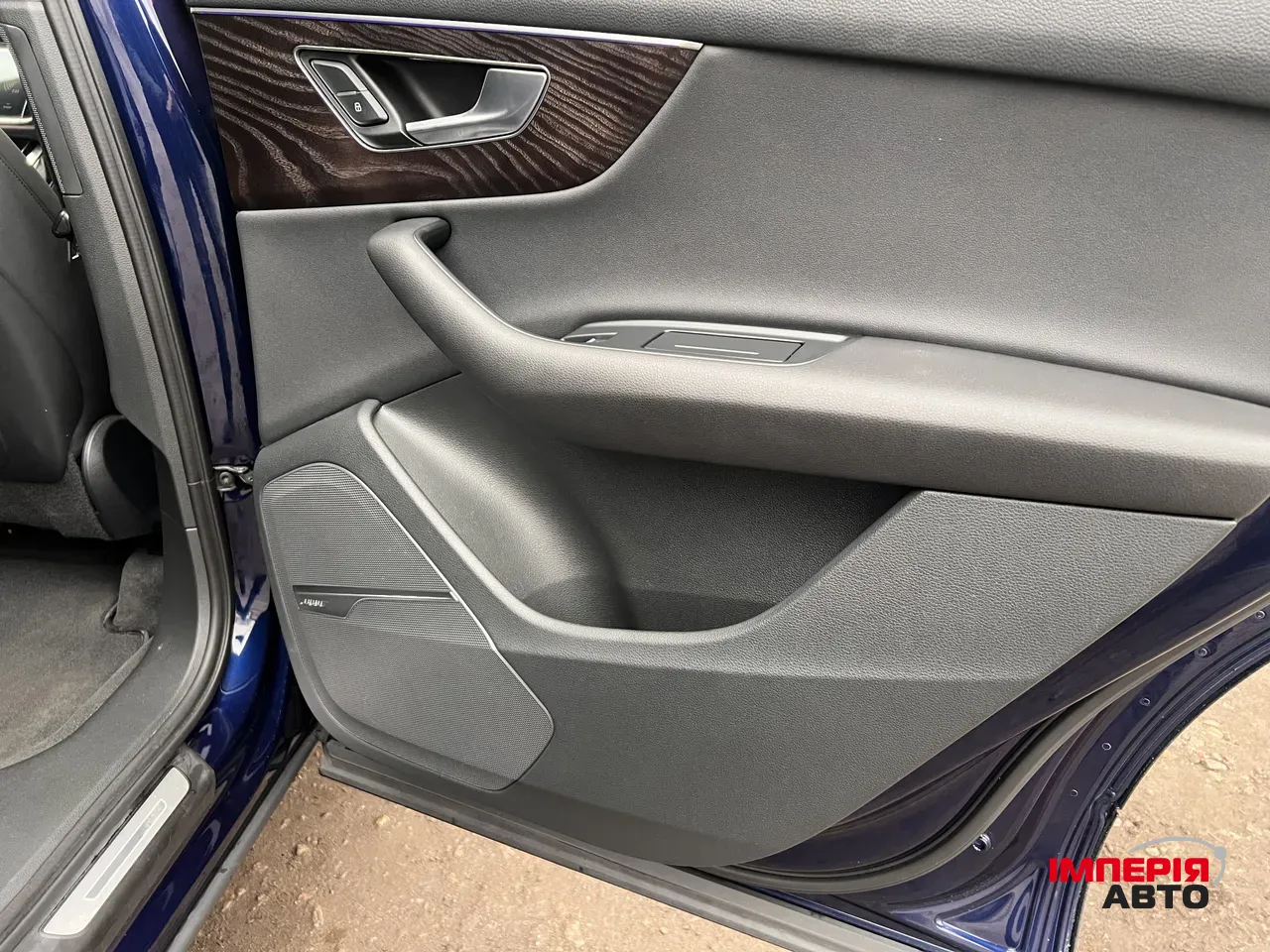 Audi Q7 - фото 58