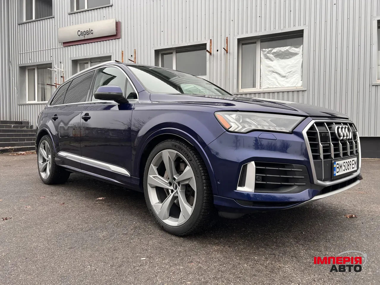 Audi Q7 - фото 1