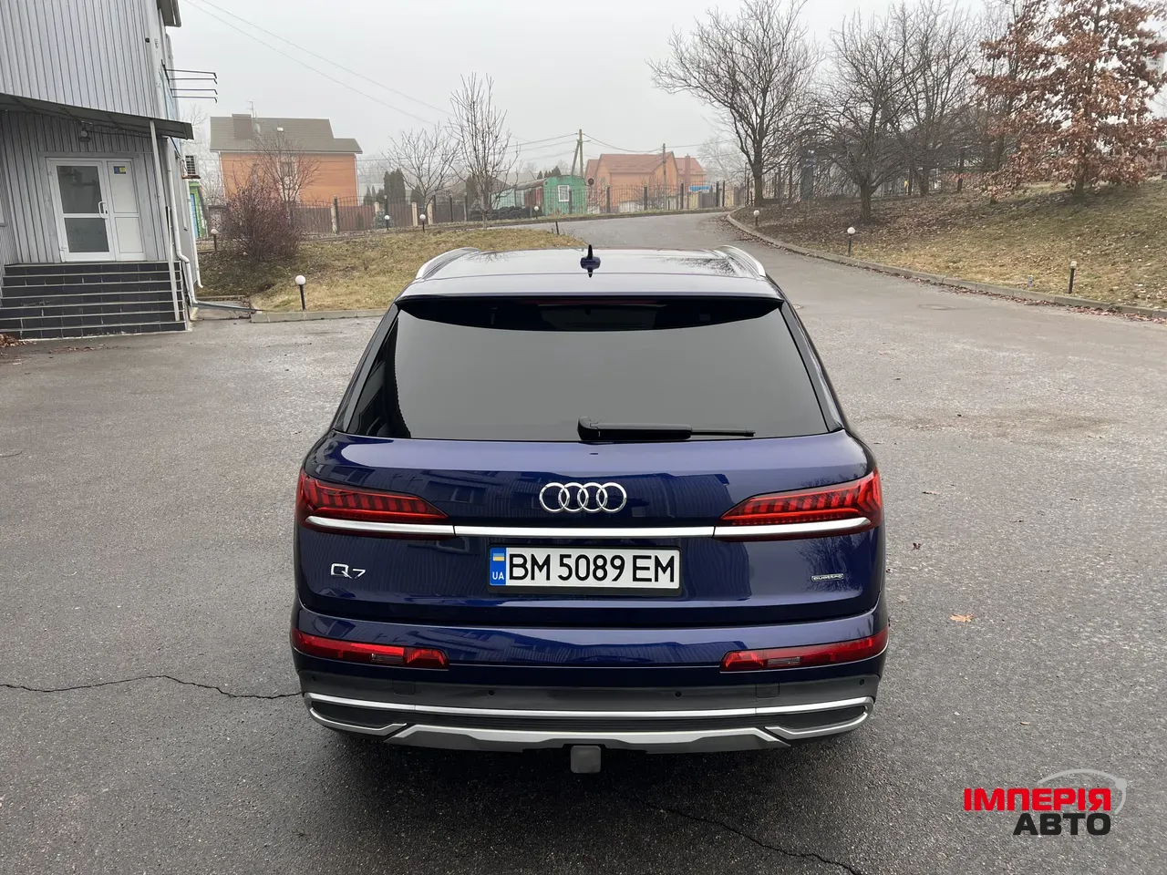 Audi Q7 - фото 9