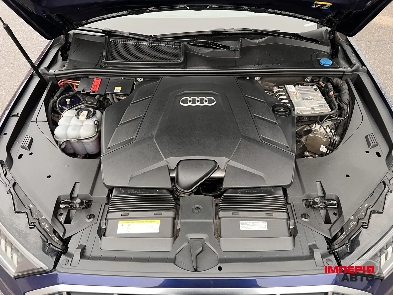 Audi Q7 - фото 25