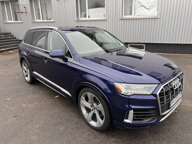 Audi Q7 - фото 4
