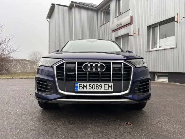 Audi Q7 - фото 2