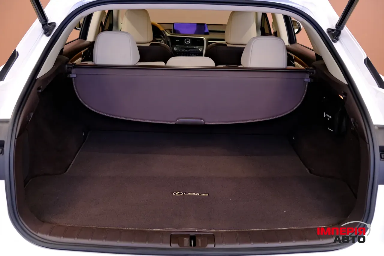 Lexus RX - фото 9