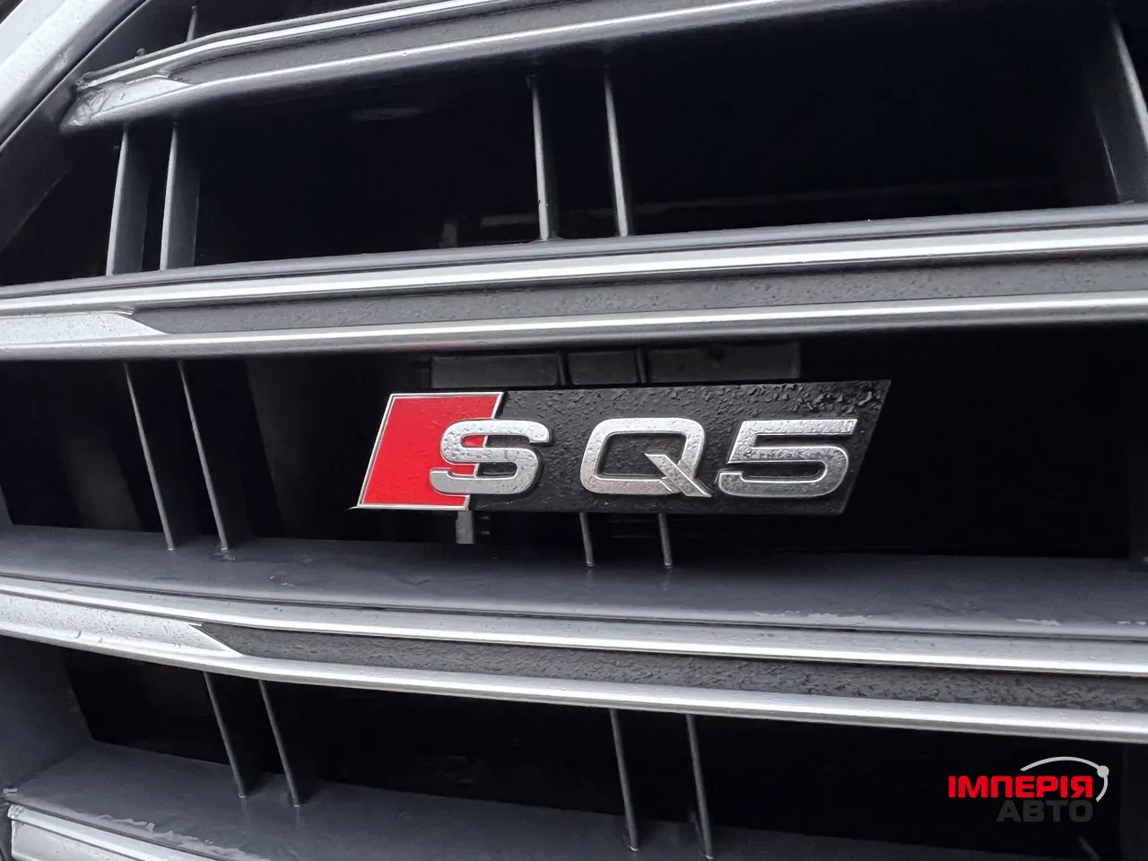 Audi SQ5 - фото 12