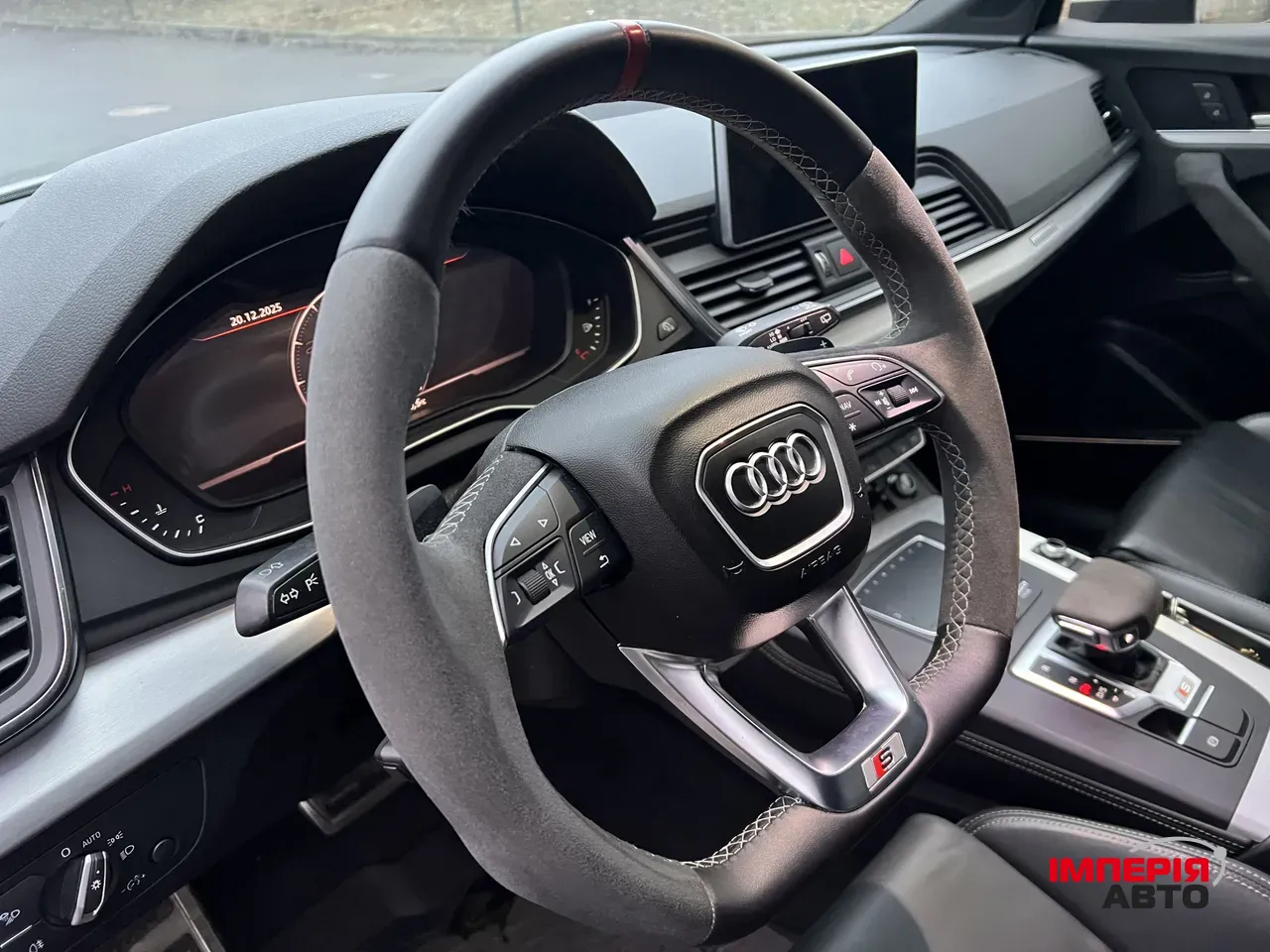 Audi SQ5 - фото 22