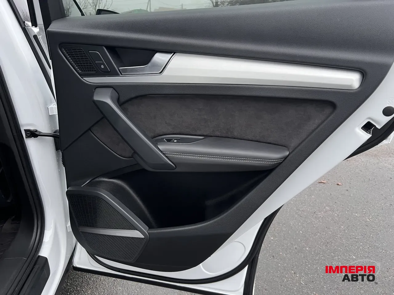 Audi SQ5 - фото 30