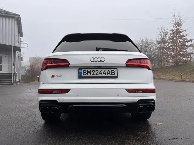 Audi SQ5 - фото 5