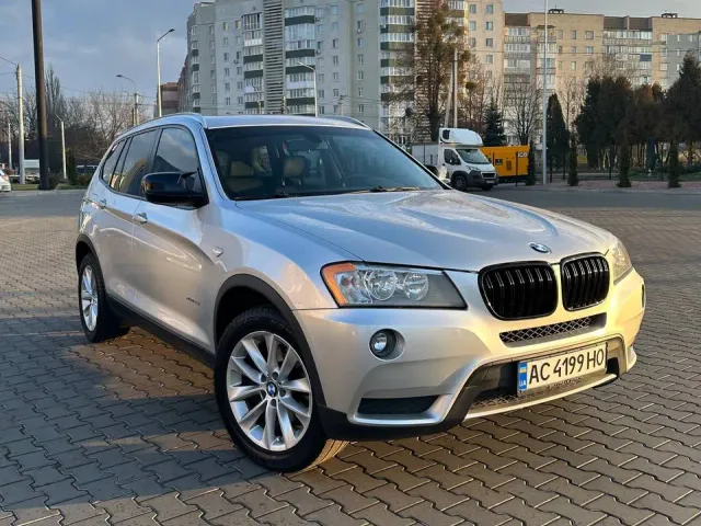 BMW X3 - фото 1
