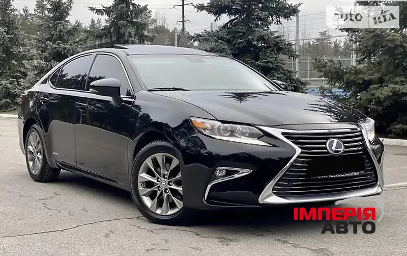 Lexus ES - фото 3