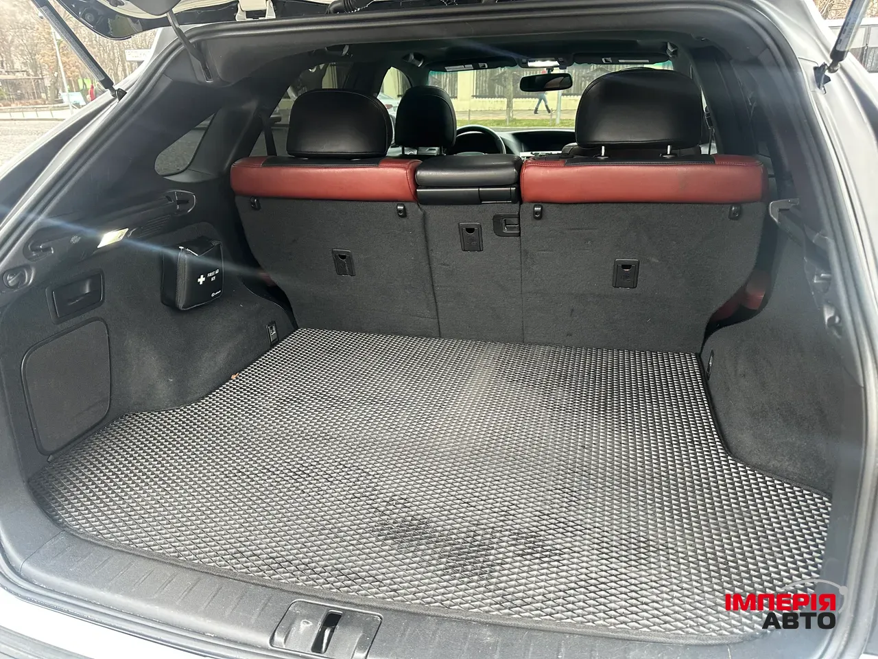 Lexus RX - фото 22