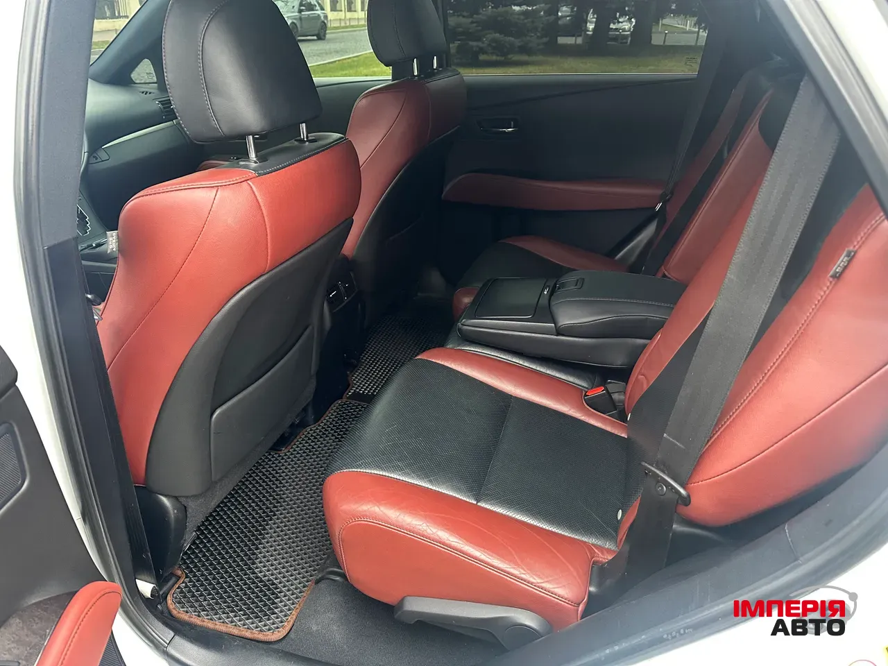 Lexus RX - фото 18