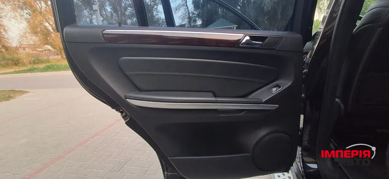 Mercedes-Benz GL-Класс - фото 21