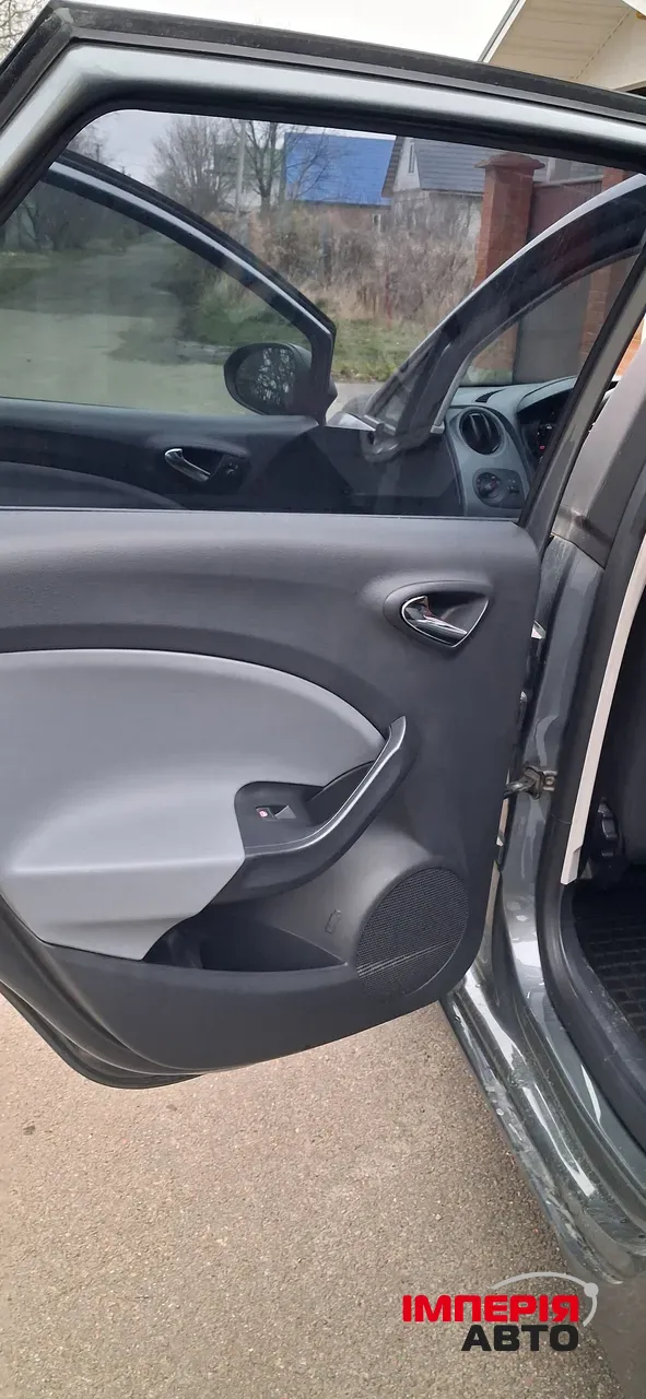 SEAT Ibiza - фото 8