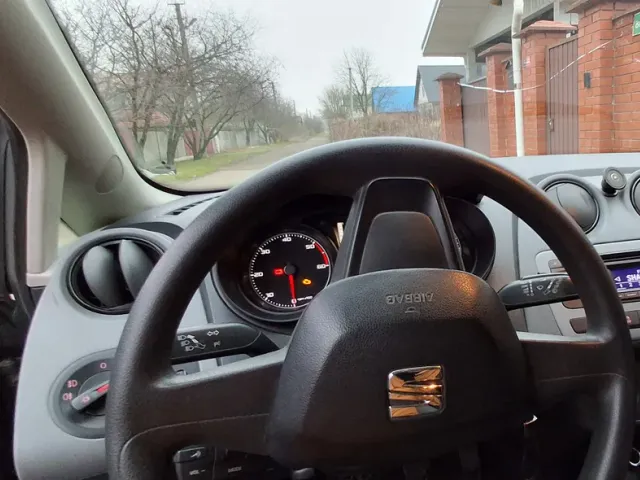 SEAT Ibiza - фото 5