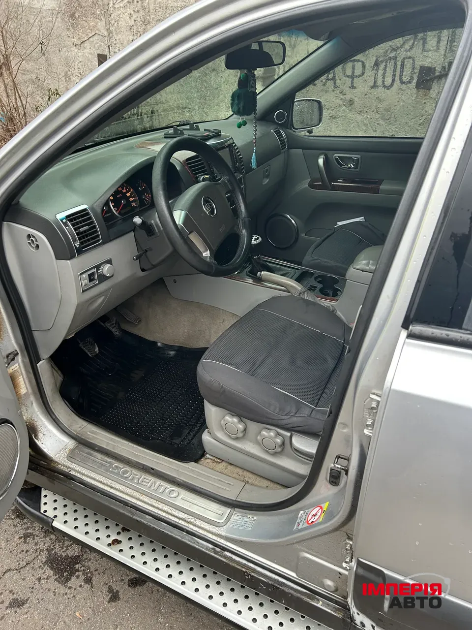 Kia Sorento - фото 11