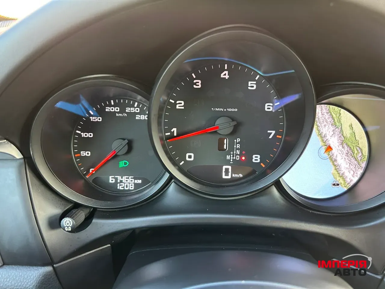 Porsche Macan - фото 10