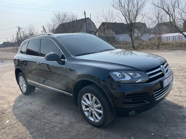 Volkswagen Touareg - фото 5