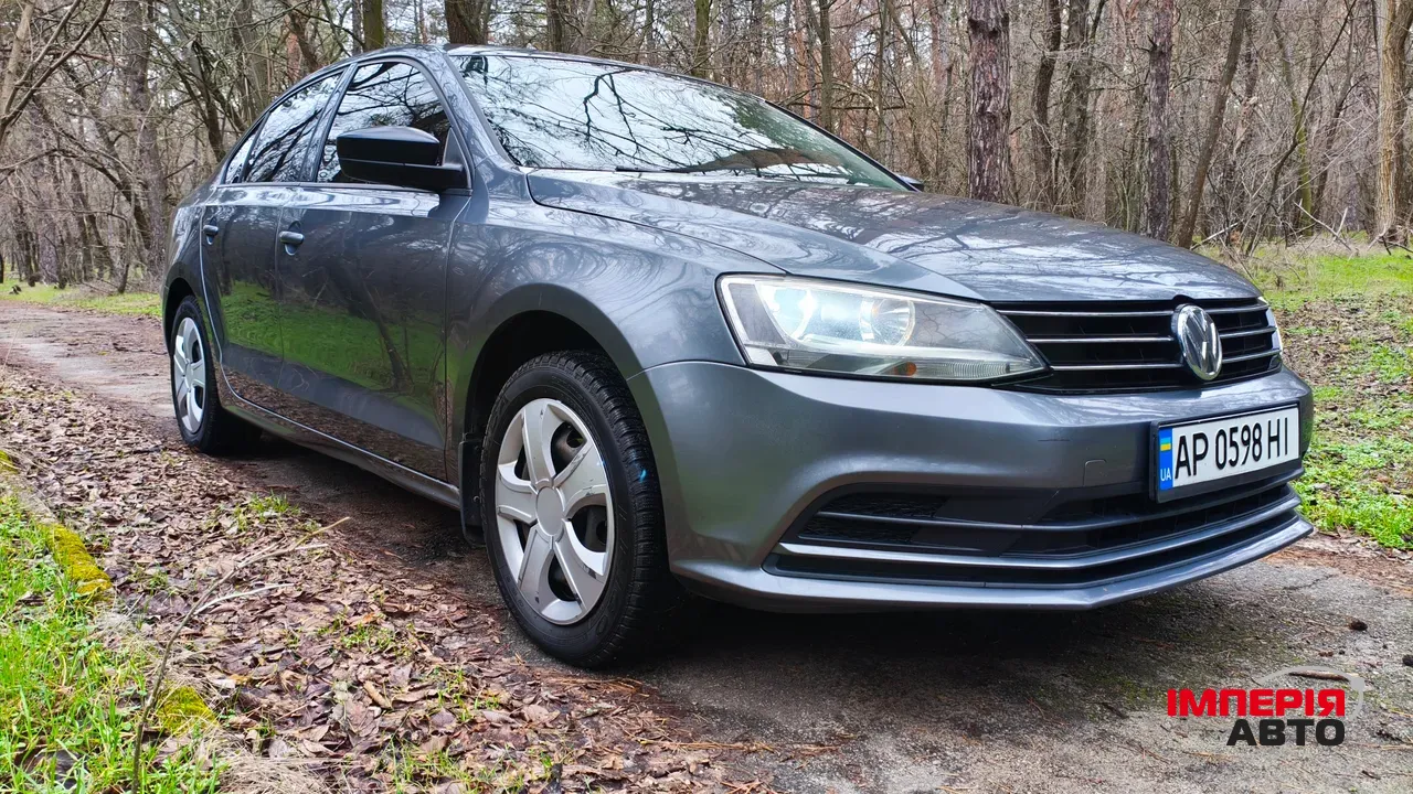 Volkswagen Jetta - фото 11