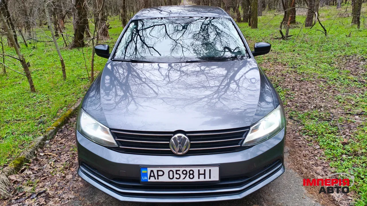 Volkswagen Jetta - фото 14