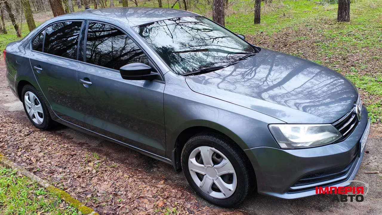 Volkswagen Jetta - фото 13