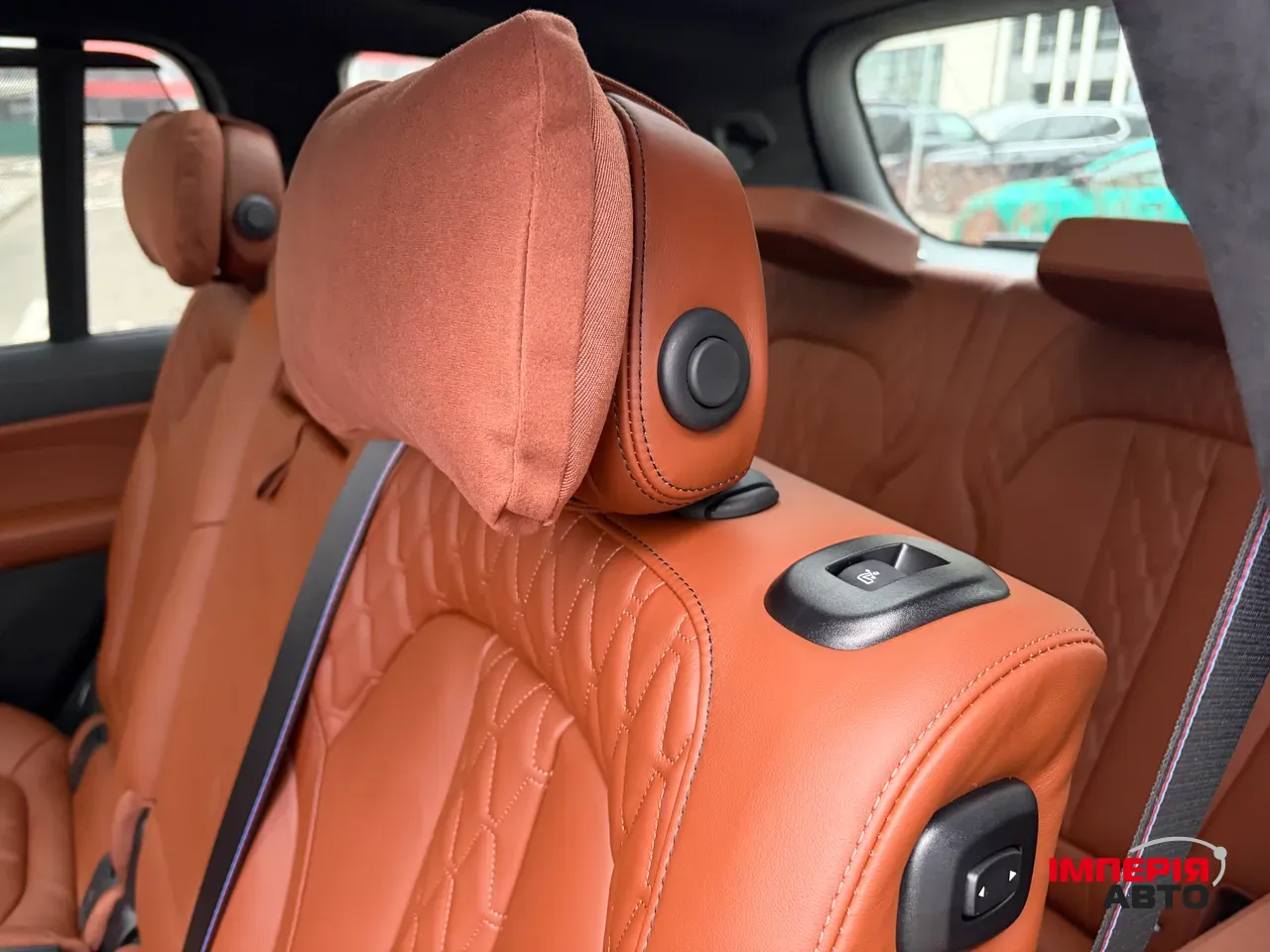 BMW X7 - фото 11