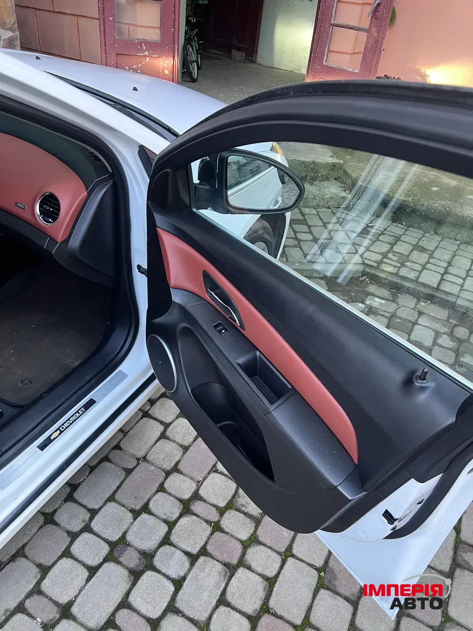 Chevrolet Cruze - фото 4