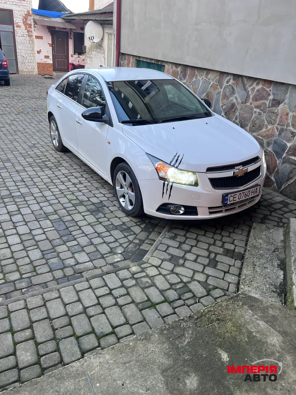 Chevrolet Cruze - фото 1