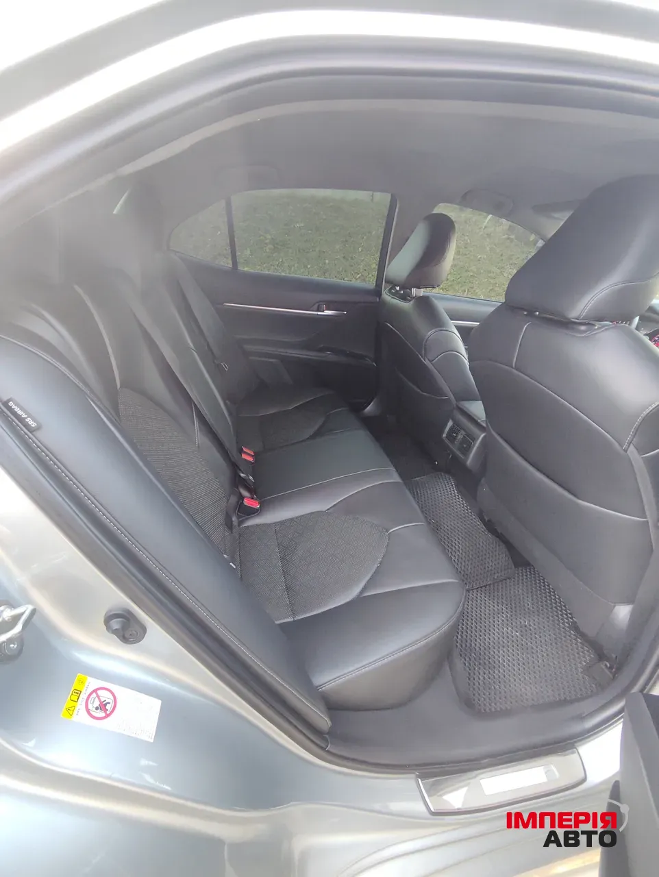 Toyota Camry - фото 8