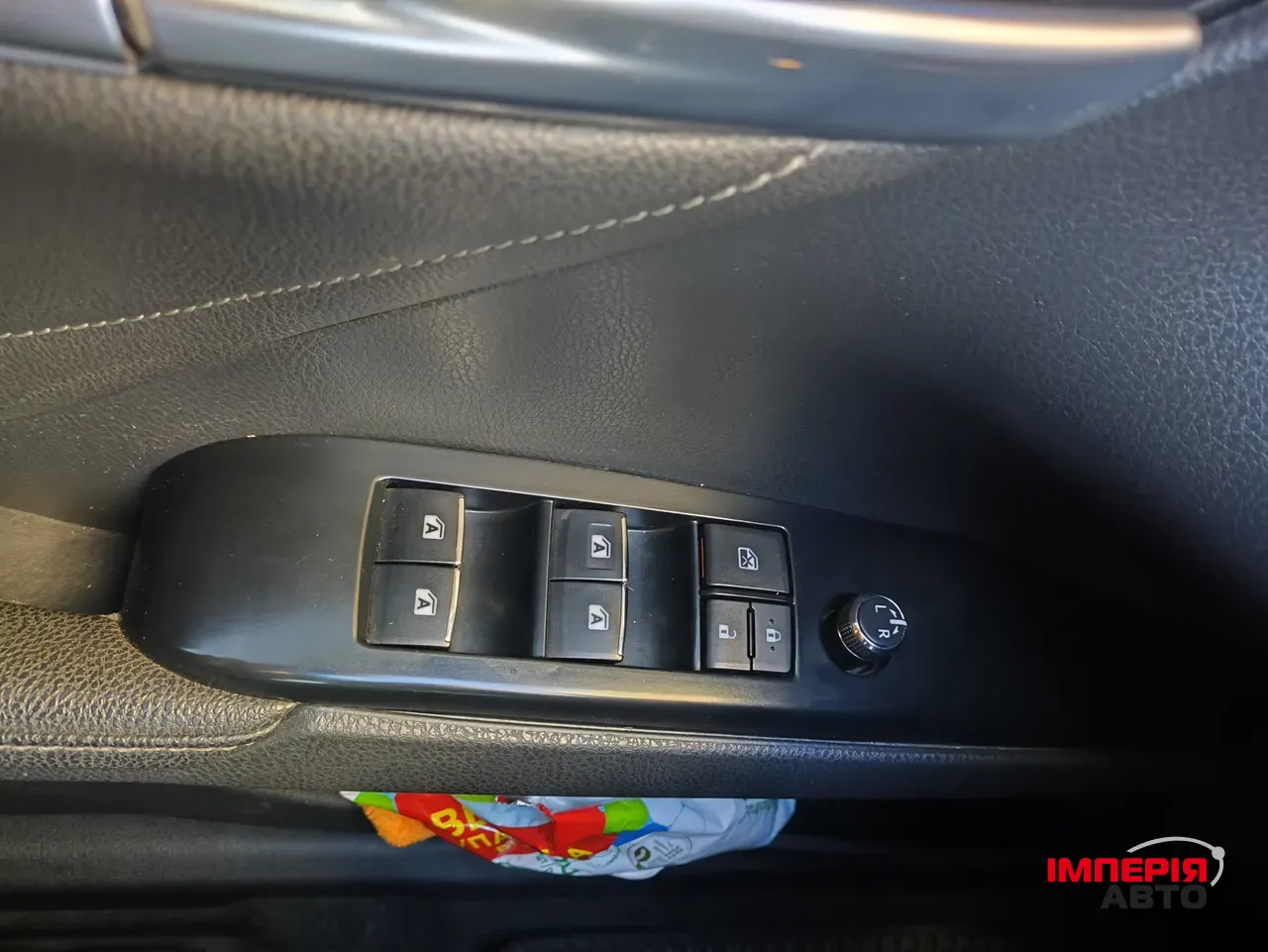 Toyota Camry - фото 9