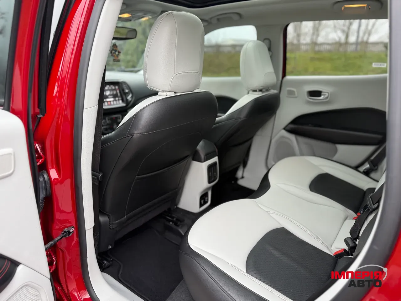 Jeep Compass - фото 36