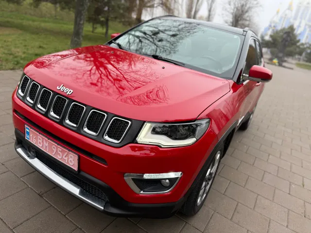Jeep Compass - фото 2