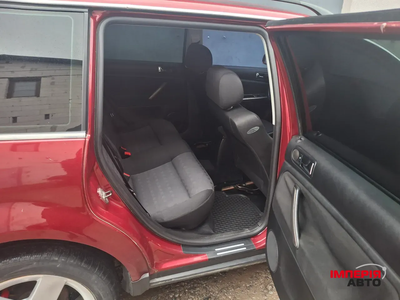 Volkswagen Passat - фото 12