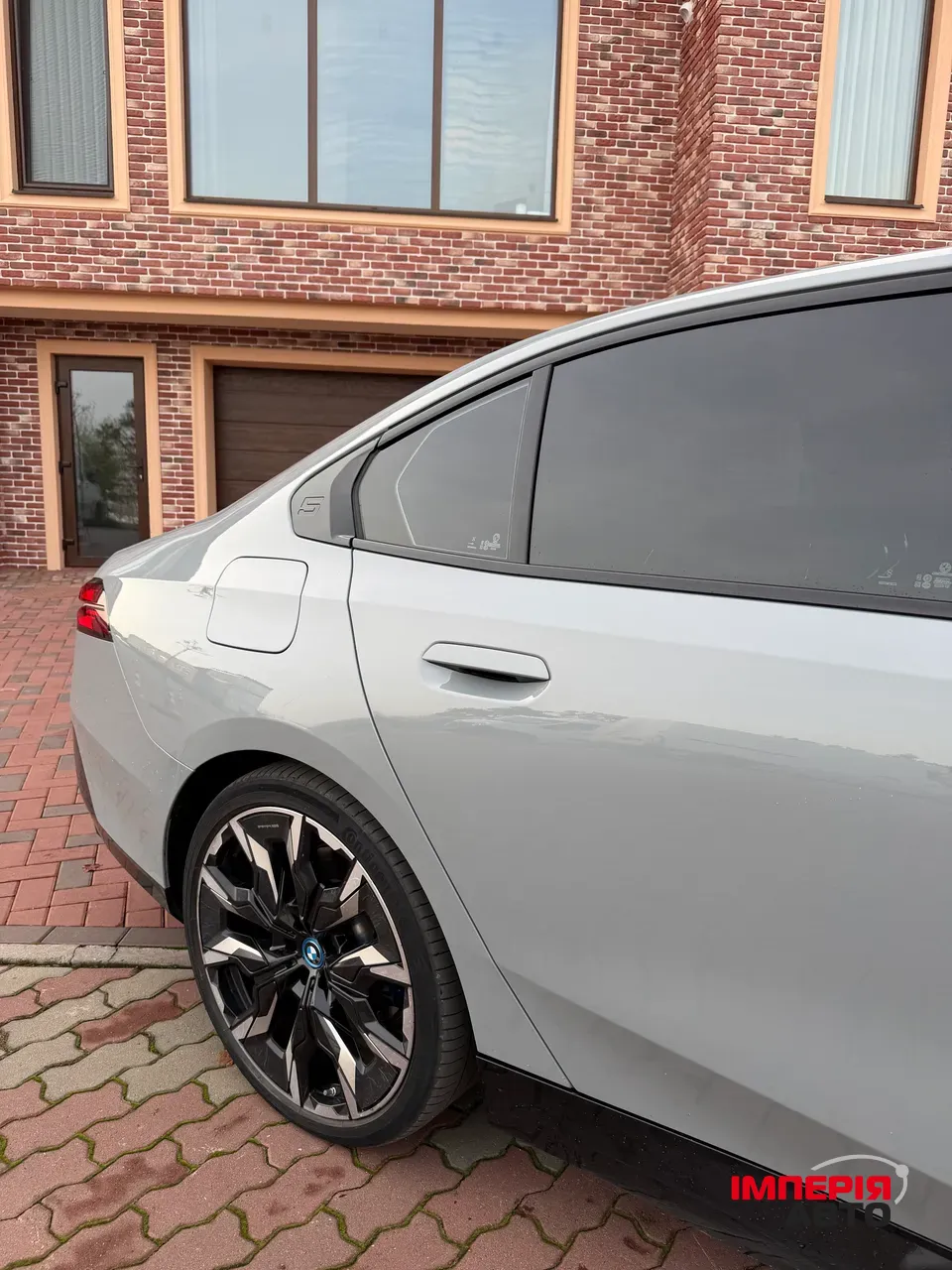 BMW i5 - фото 11