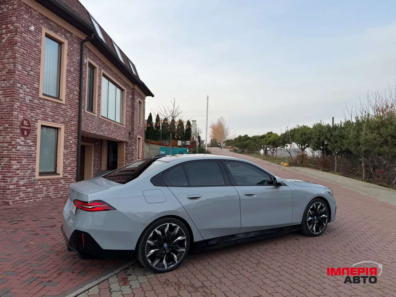 BMW i5 - фото 13