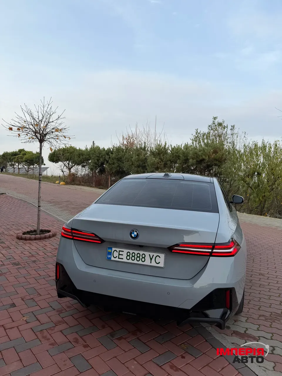 BMW i5 - фото 9