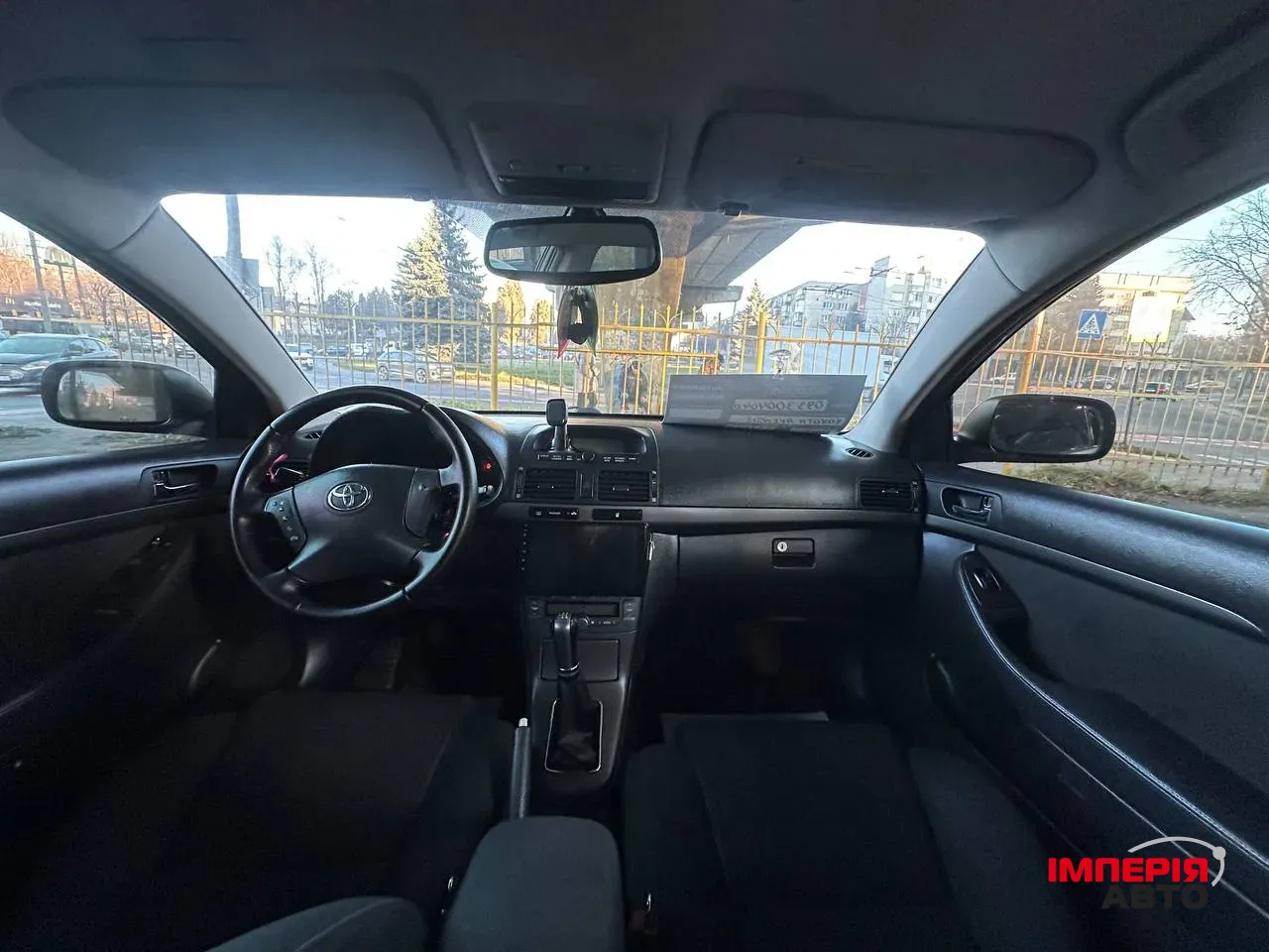 Toyota Avensis - фото 6
