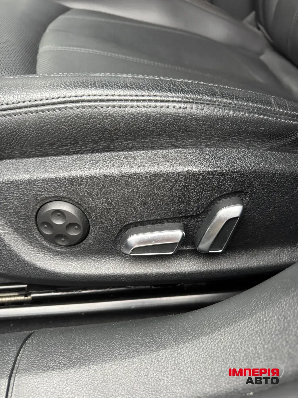 Audi A6 - фото 17