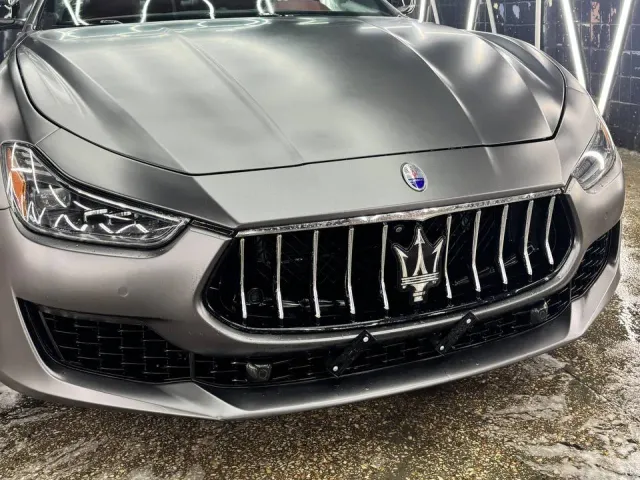 Maserati Ghibli - фото 1