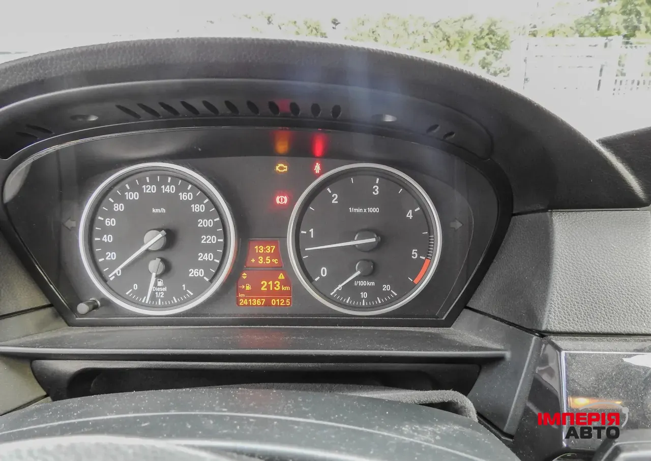 BMW 5 серії - фото 6