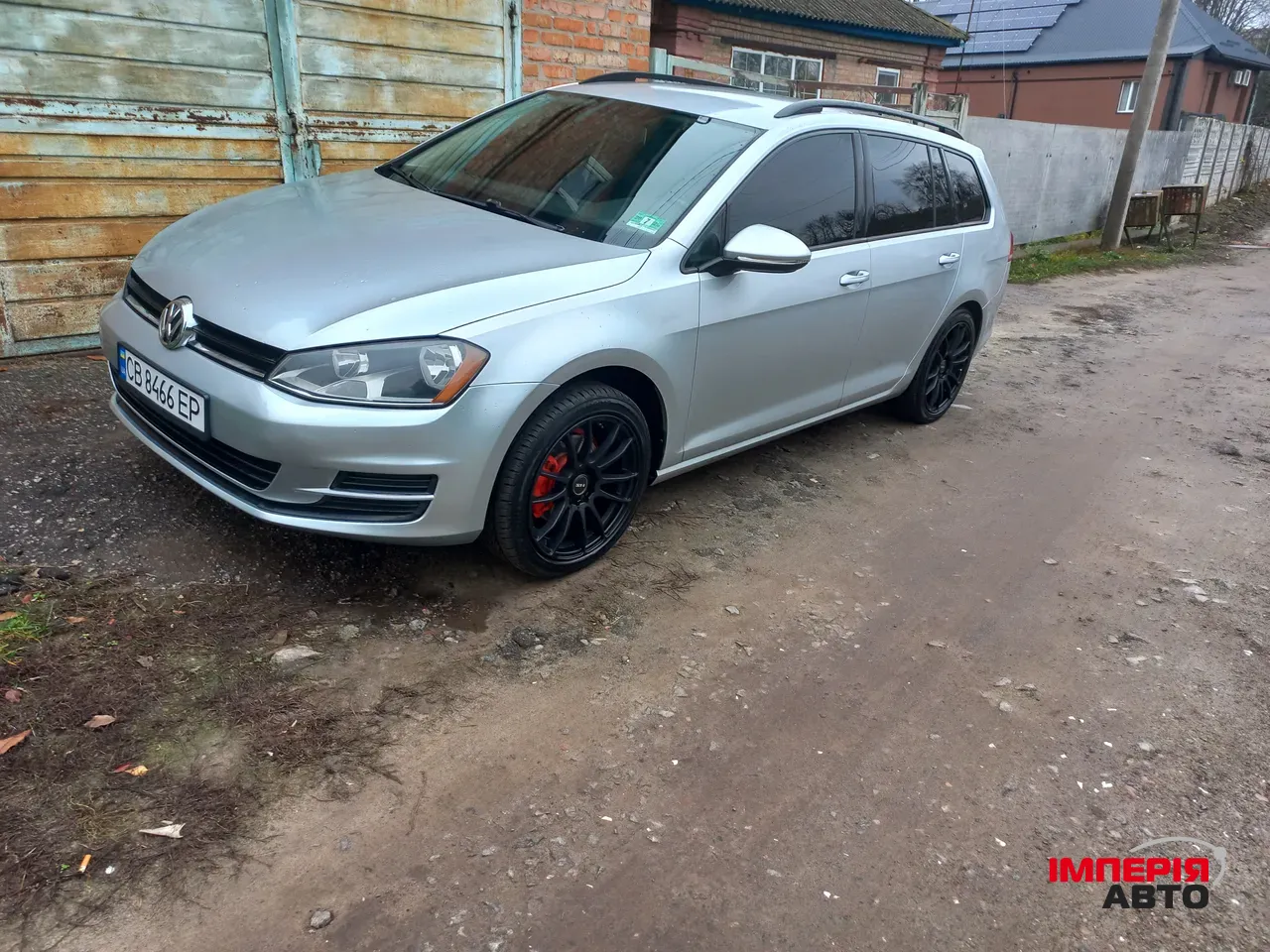 Volkswagen Golf - фото 1