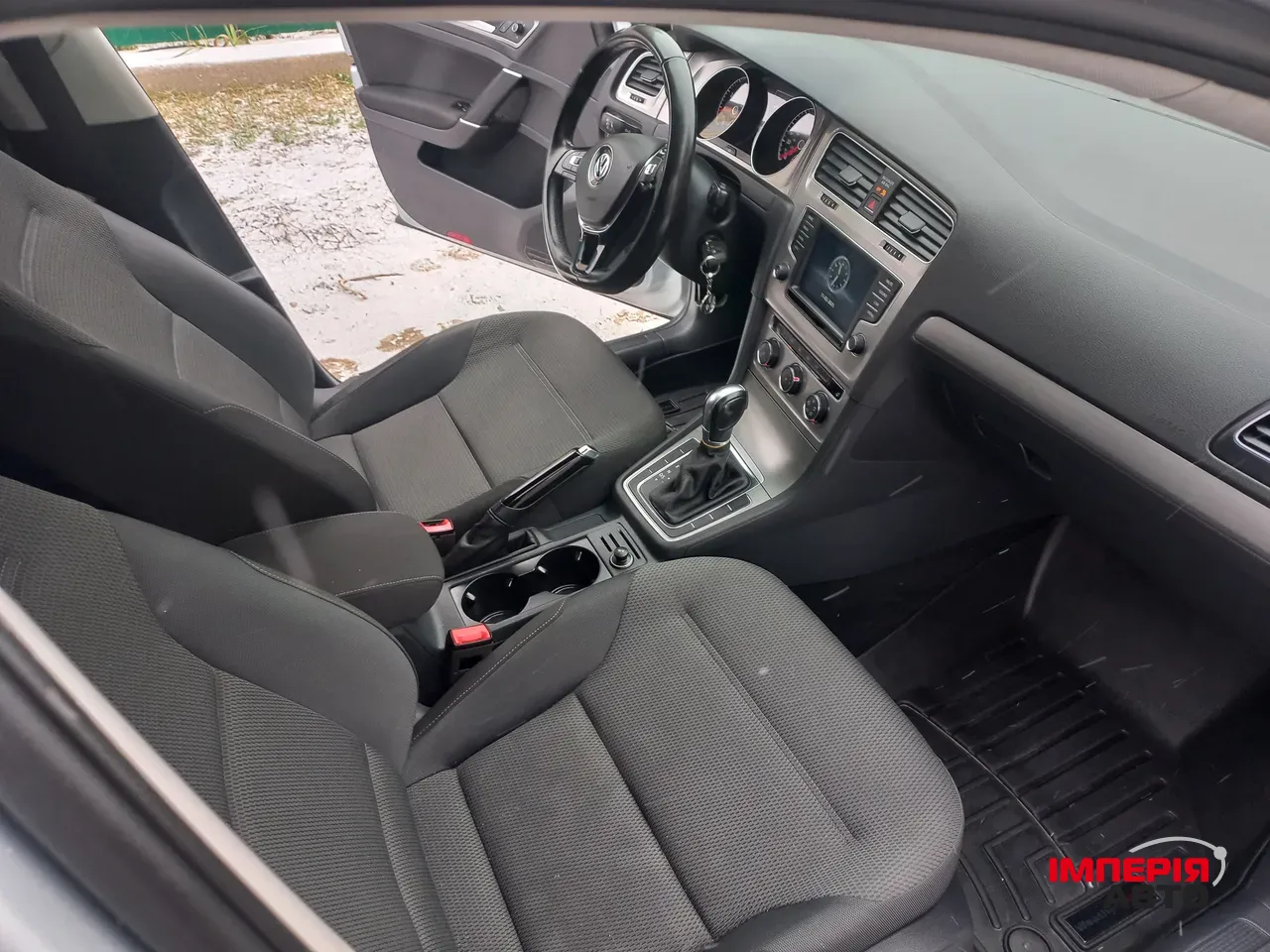 Volkswagen Golf - фото 12