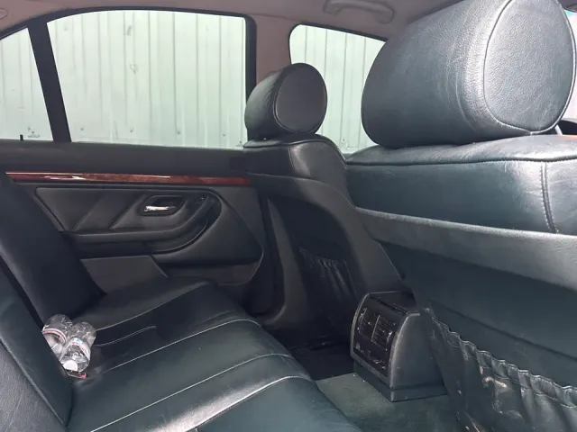 BMW 5 серії - фото 4