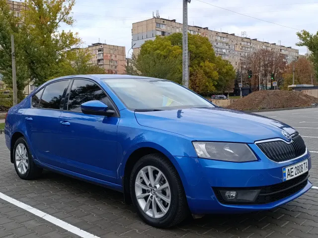 Skoda Octavia - фото 1