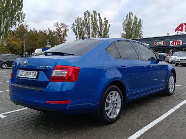 Skoda Octavia - фото 4