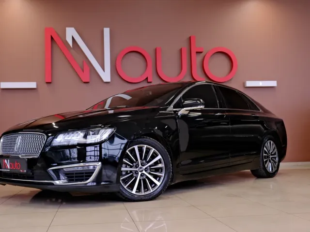 Lincoln MKZ - фото 1